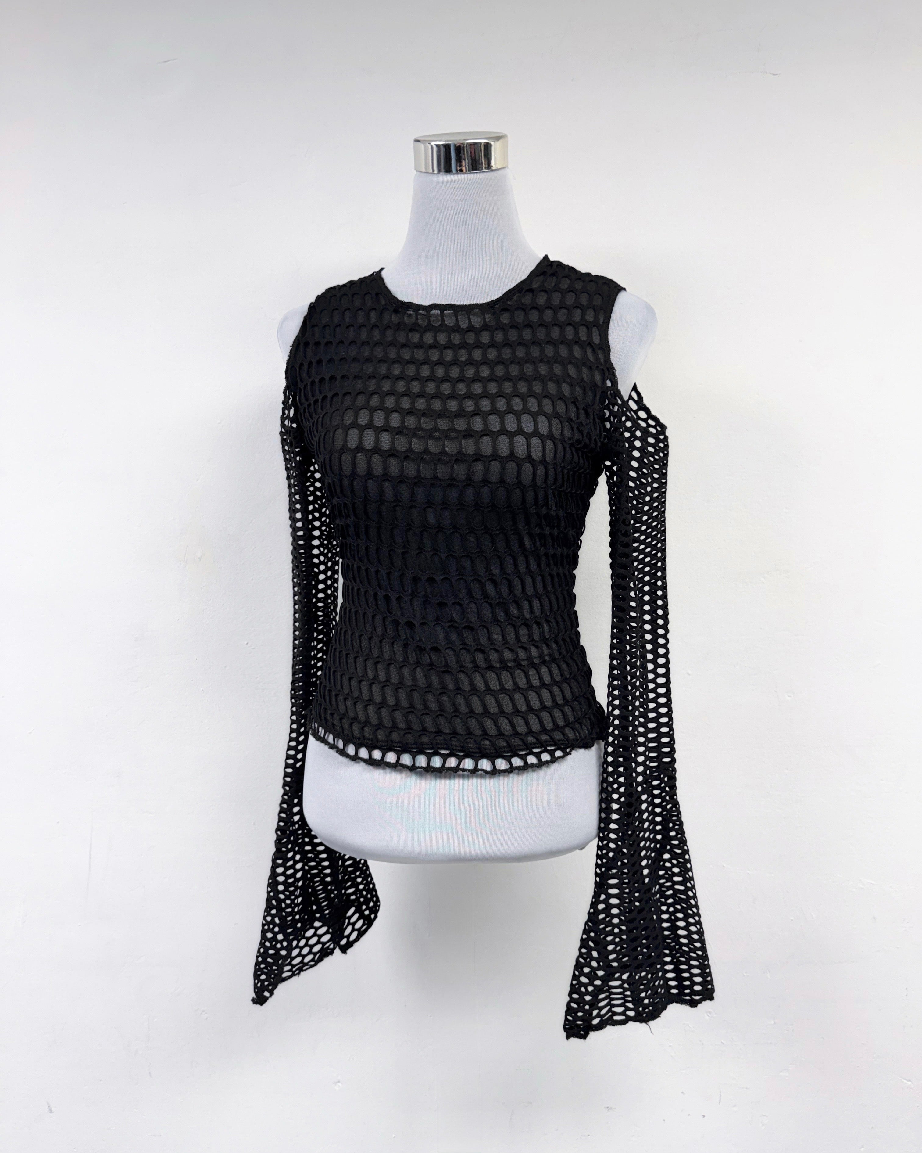 Black cybery net top
